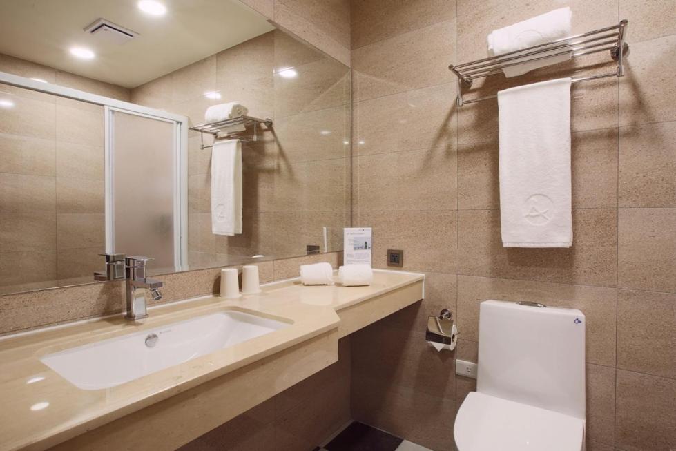 Hotel A Tainan Zewnętrze zdjęcie
