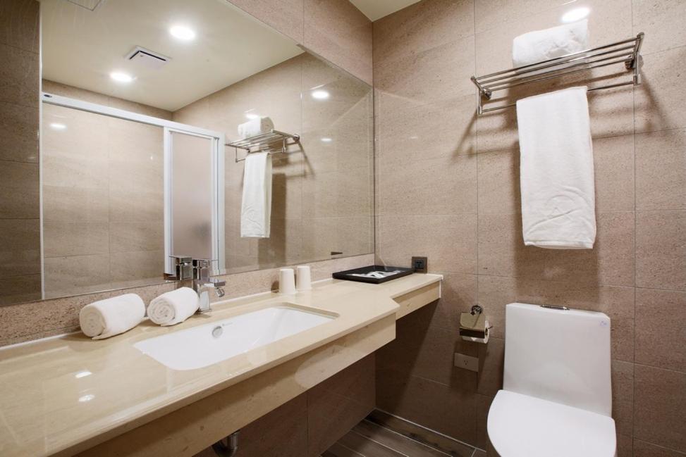 Hotel A Tainan Zewnętrze zdjęcie