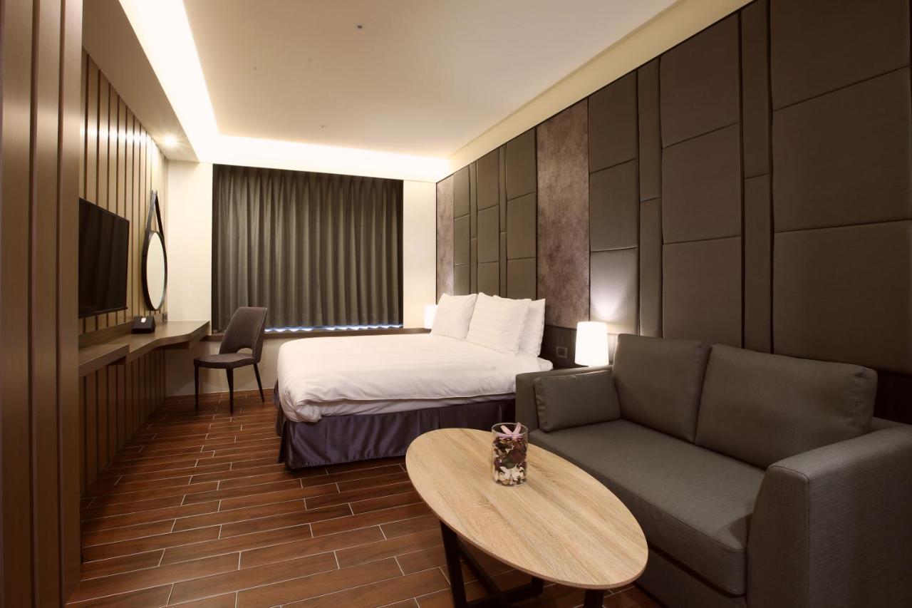 Hotel A Tainan Zewnętrze zdjęcie